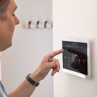 control4 in wall touchscreen